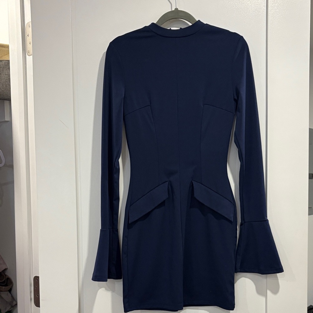 Elegant Navy Long-Sleeve Dress